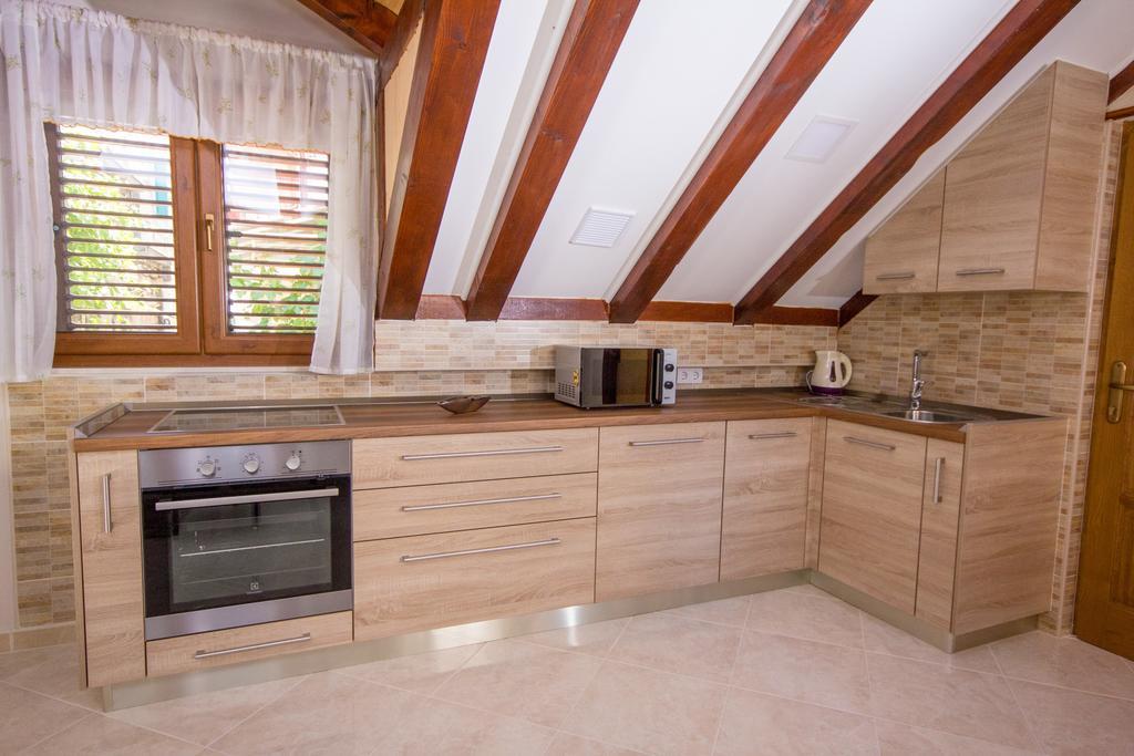 Apartment Niko Kastel Stari Kaštela Szoba fotó
